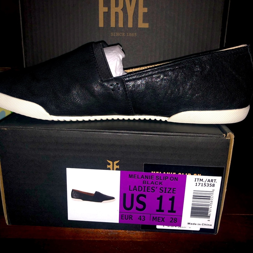 Frye Women's Melanie Slip On Leather Sneakers, Black Size 11, New in Box